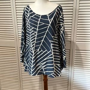 Manuhealii Butterfly Sleeve Blouse- Small